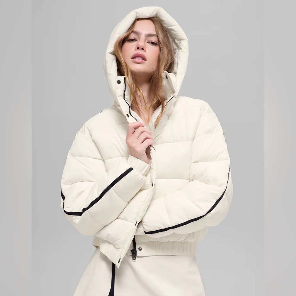 ALO Yoga white Aspen Puffer Jacket NWT